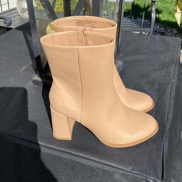 A new day tan / janelle boots new - Picture 7 of 7